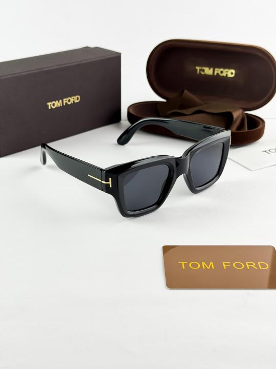 Tom Ford full black
