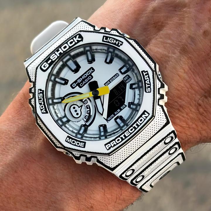 Gshock Manga White Black
