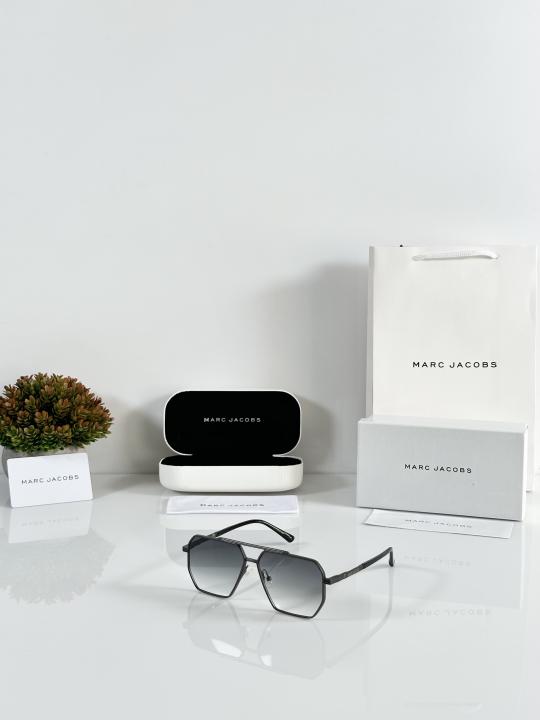 Emporio Armani light black