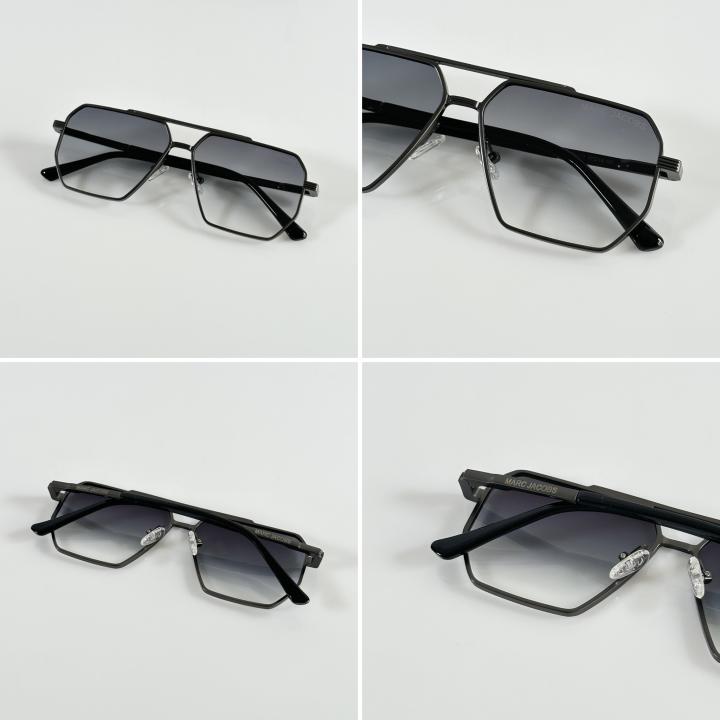 Emporio Armani light black