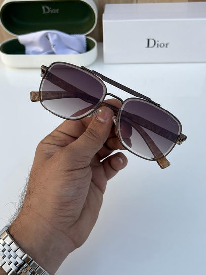 Dior brown